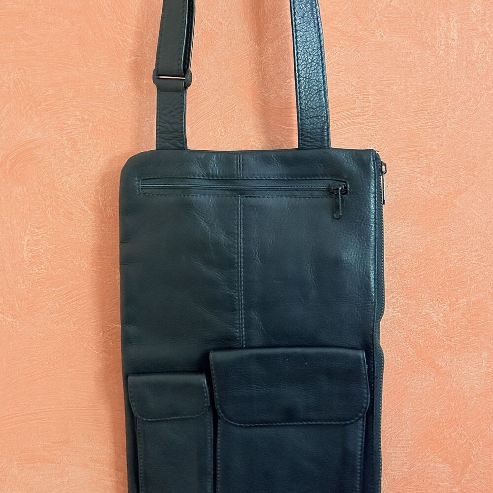 HOBO International Black Pebbled Leather Large Shoulder Travel Tote Bag